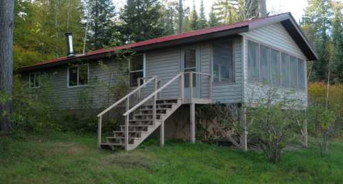 Small cabin Ranger Bay